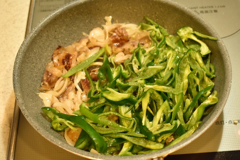 ピーマン牛丼 (4)
