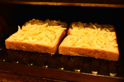 チーズマヨトースト (4)