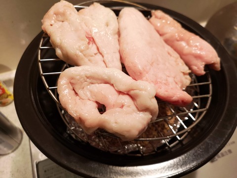 塩漬け牛脂の燻製 (3)