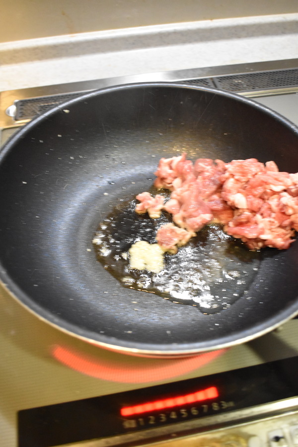 クリーミー豚丼 (0)