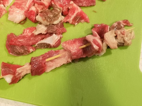 牛すじ串焼き (3)