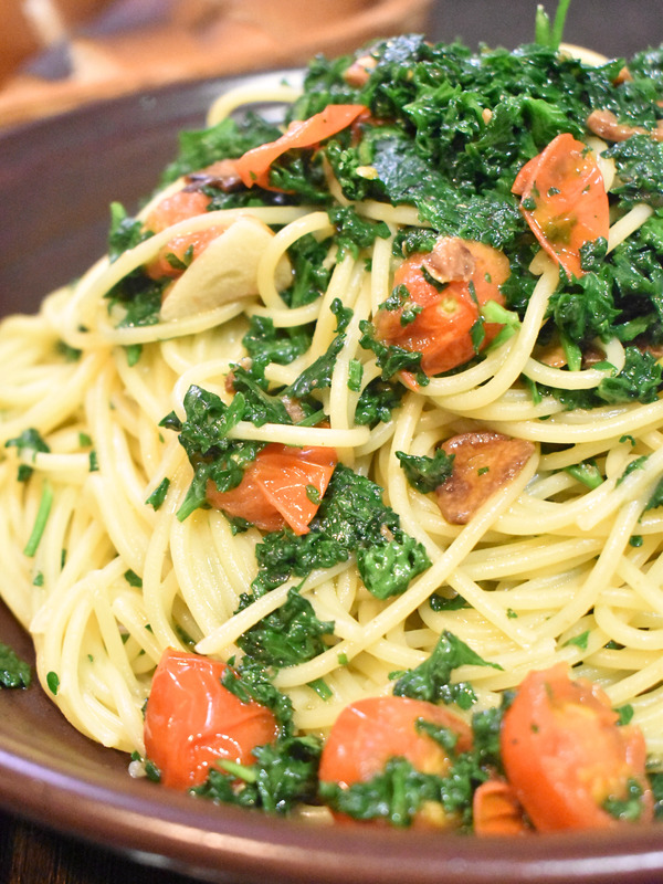 パセリのオイルパスタ (1)