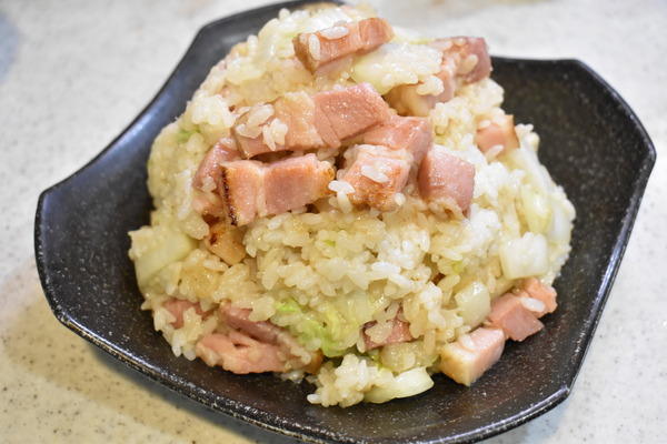 ベーコンと冬野菜のコンソメ炒飯 (7)