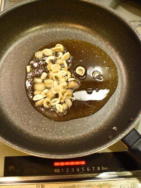 鶏むね肉とピーマンのにんにくレモン炒め (4)
