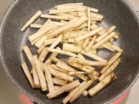 唐辛子きんぴらごぼう (3)
