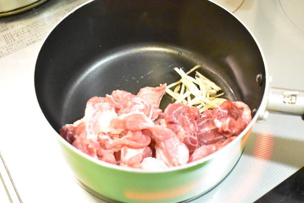 茄子と豚肉の醤油煮 (3)