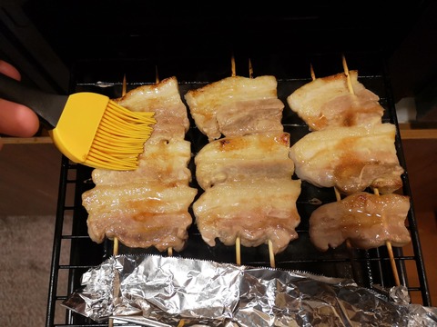 豚バラ肉の串焼き (7)