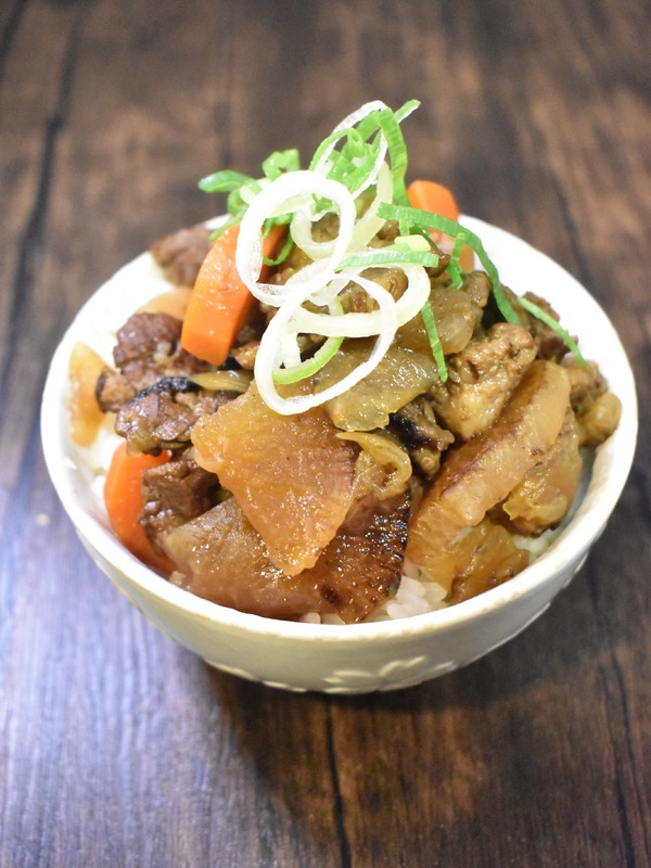 野菜ごろごろ牛丼 (8)