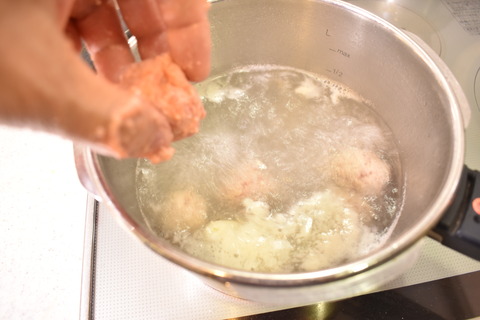 肉団子とじゃかいものスープ (5)