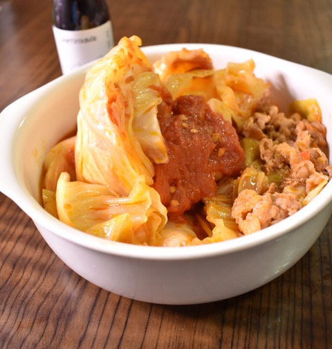たっぷりキャベツと牛肉のトマト煮込み (1)