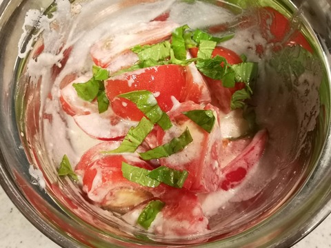 トマトのヨーグルトサラダ (4)