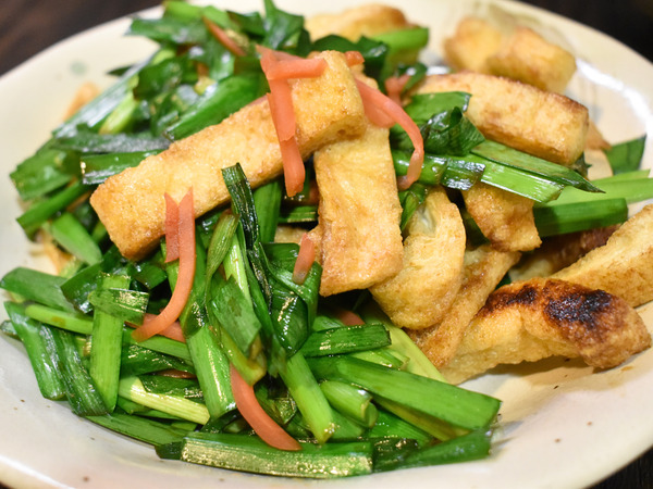 ニラと油揚げのさっぱり炒め (1)