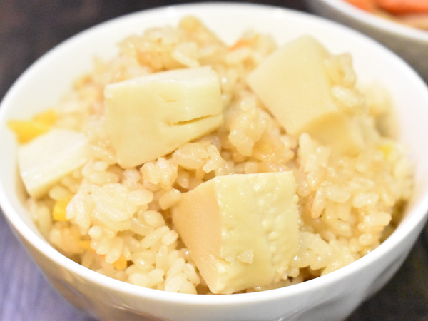 ごろごろタケノコご飯 (1)