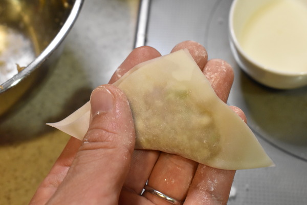 揚げワンタンと茹でワンタン (7)