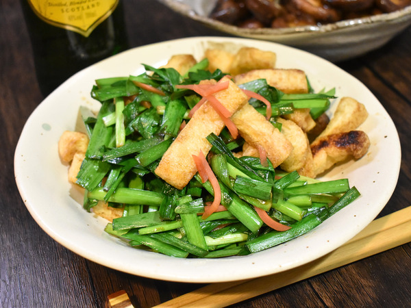 ニラと油揚げのさっぱり炒め (2)