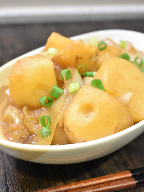 じゃがいもと新玉ねぎのバター醤油う煮込み (1)