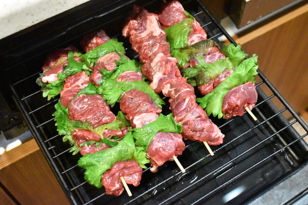 ハラミの串焼き (4)