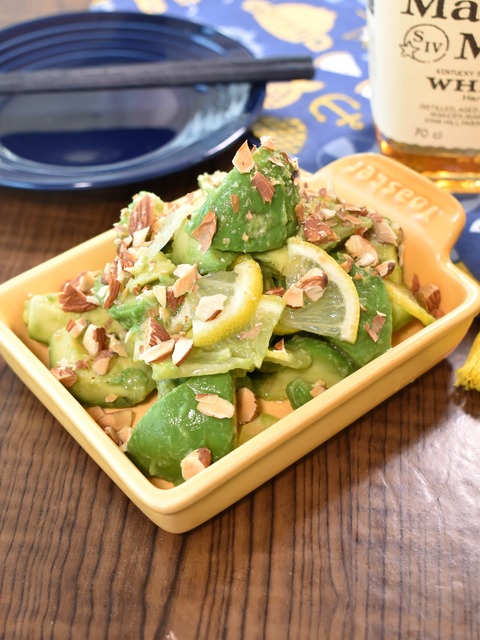 アボカドのレモンサラダ (1)