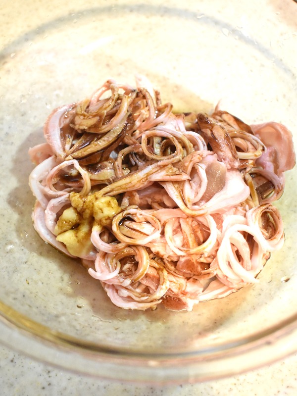 豚のど軟膏の唐揚げ (4)