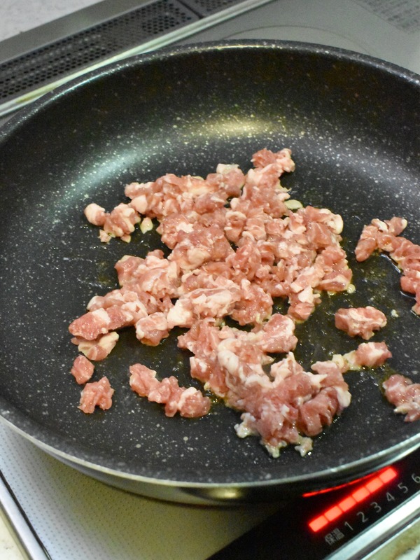 豚肉とピーマンの混ぜ込みおにぎり (3)