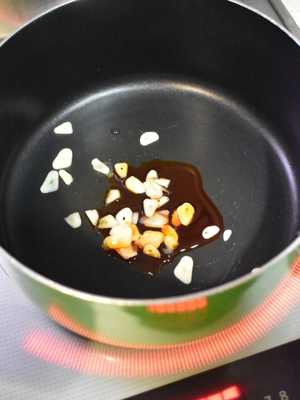 こんにゃくのにんにく醤油炒め (4)