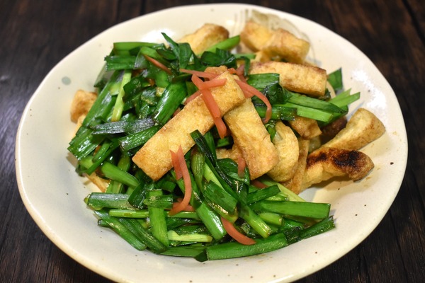 ニラと油揚げのさっぱり炒め (6)