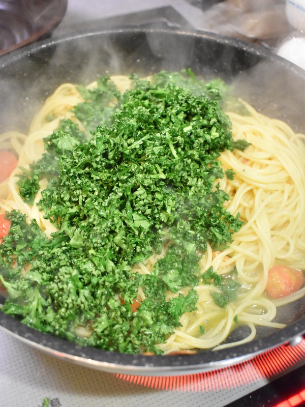 パセリのオイルパスタ (7)