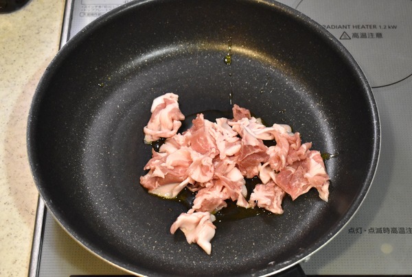 豚肉とマッシュルームとスナップえんどうのケチャップ炒め (3)