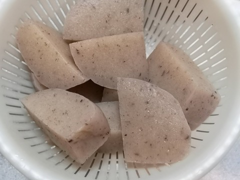 玉こんにゃくと義勇肉の煮物 (5)