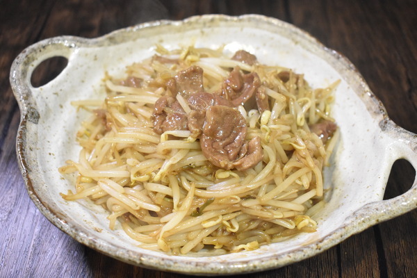 豚もやしのオイスターソース炒め (8)