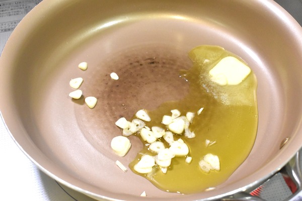 キノコのにんにくバター醤油 (4)