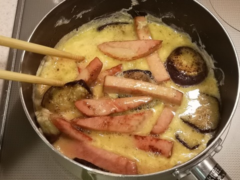 ハムと茄子のオムレツ (7)