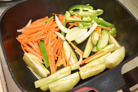 イカと夏野菜のさっぱり炒め (4)