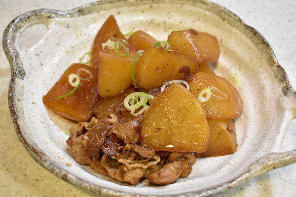 大根と豚肉の煮物 (8)