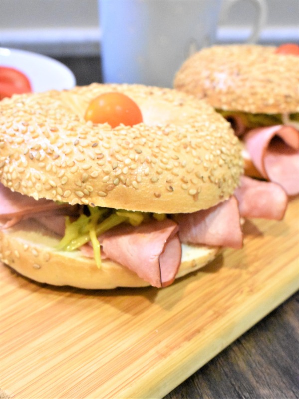 ベーグルハムサンド (1)