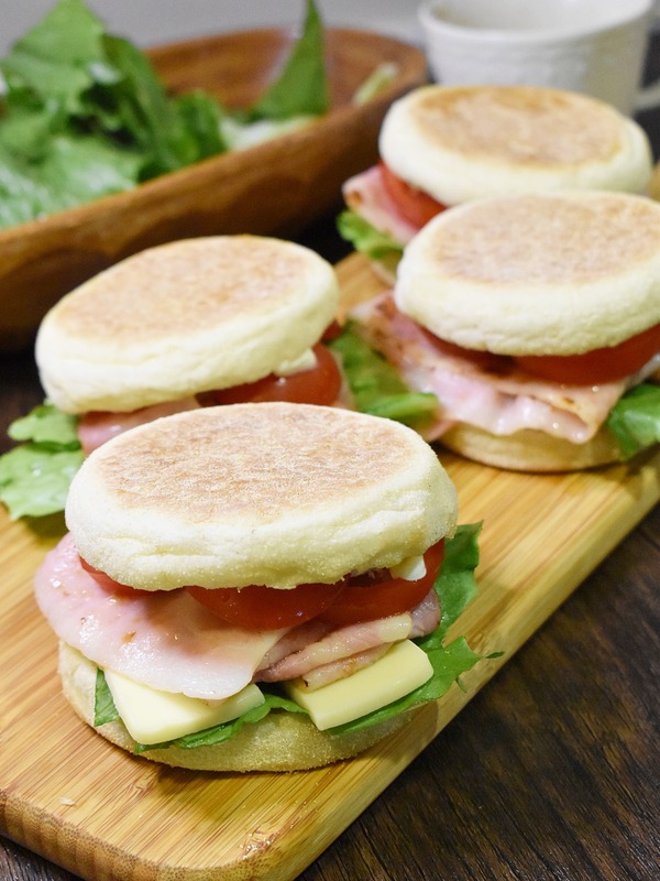 イングリッシュマフィンBLT (2)