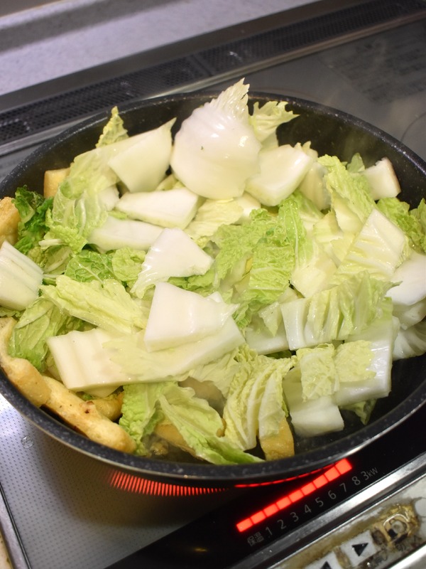 白菜と油揚げの病みつき炒め (4)