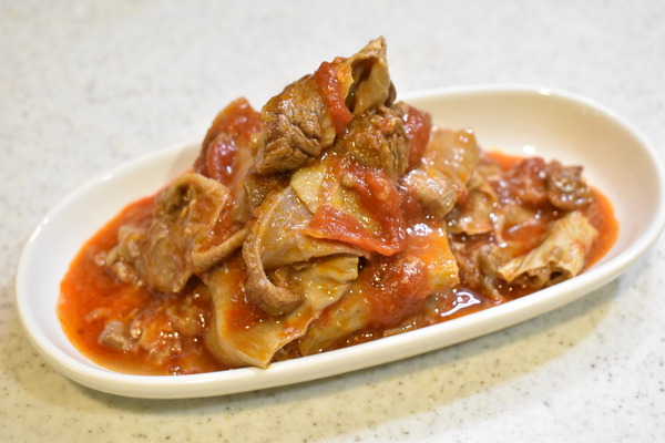 牛すじのトマト煮込み (8)