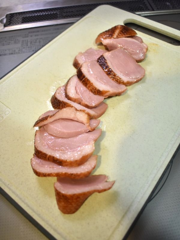 炙り鴨ロースサラダ (4)