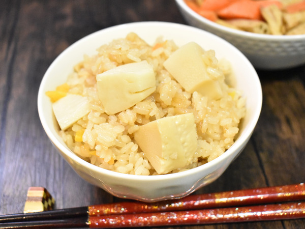 ごろごろタケノコご飯 (2)