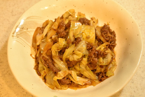 牛肉とキャベツのソース炒め煮 (9)