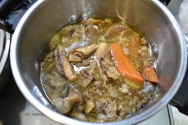 牛すじと大根の煮物 (2)