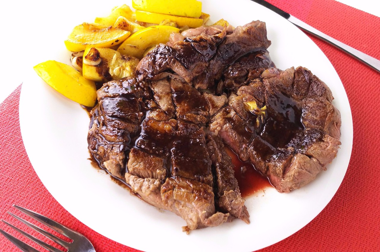 お肉を頬張る幸せ 分厚い牛ステーキ 気まま料理で レシピとか Powered By ライブドアブログ お肉を頬張る幸せ 分厚い牛ステーキ 気まま料理で レシピとか Powered By ライブドアブログ
