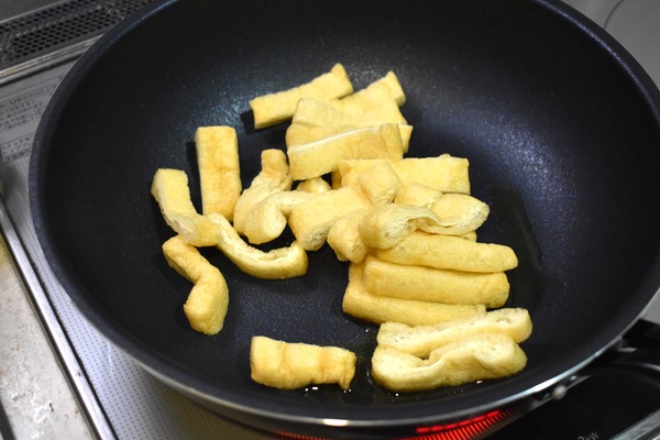 ニラと油揚げのさっぱり炒め (3)