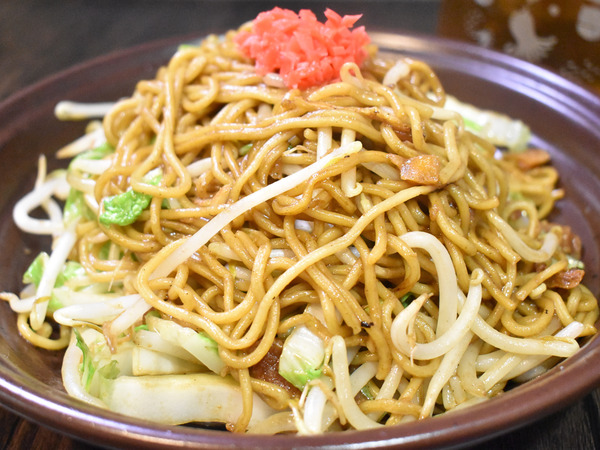 豚あぶらかす焼きそば (1)