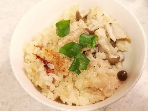 豚肉としめじの炊き込みご飯 (8)