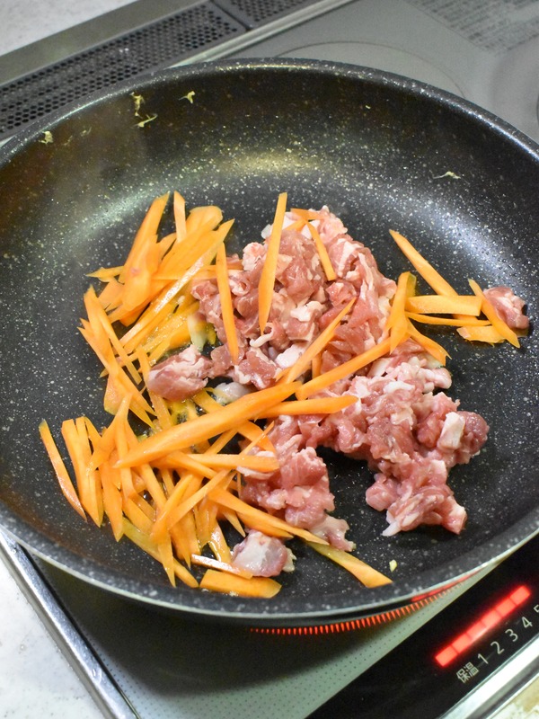 ピー玉焼きそば (5)