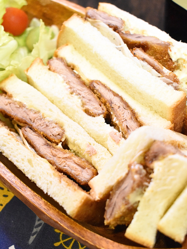 まぐろカツサンド (1)