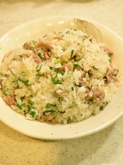 豚にんにく炒飯 (7)