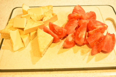 厚揚げとトマトのレンジ蒸し (2)